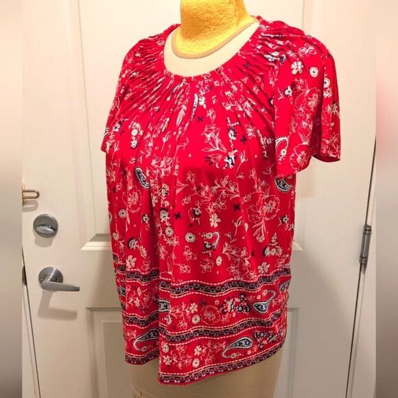 EUC Style & Co 1X Red Floral Paisley Top with Pleated Statement Neckline - Picture 9 of 9